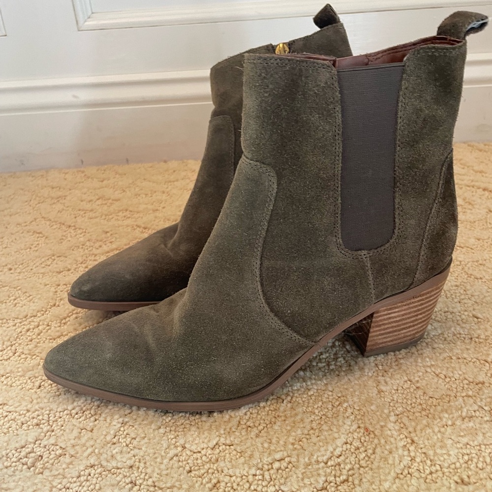 Franco Sarto Olive Suede Ankle Booties. Size 8.5